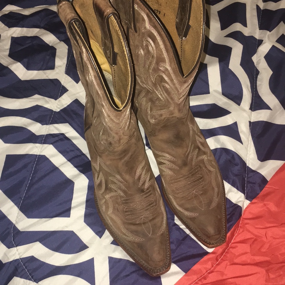 Cute Justin boots - Picture 2 of 5